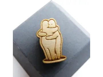 Hug Pin