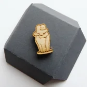 Hug Pin
